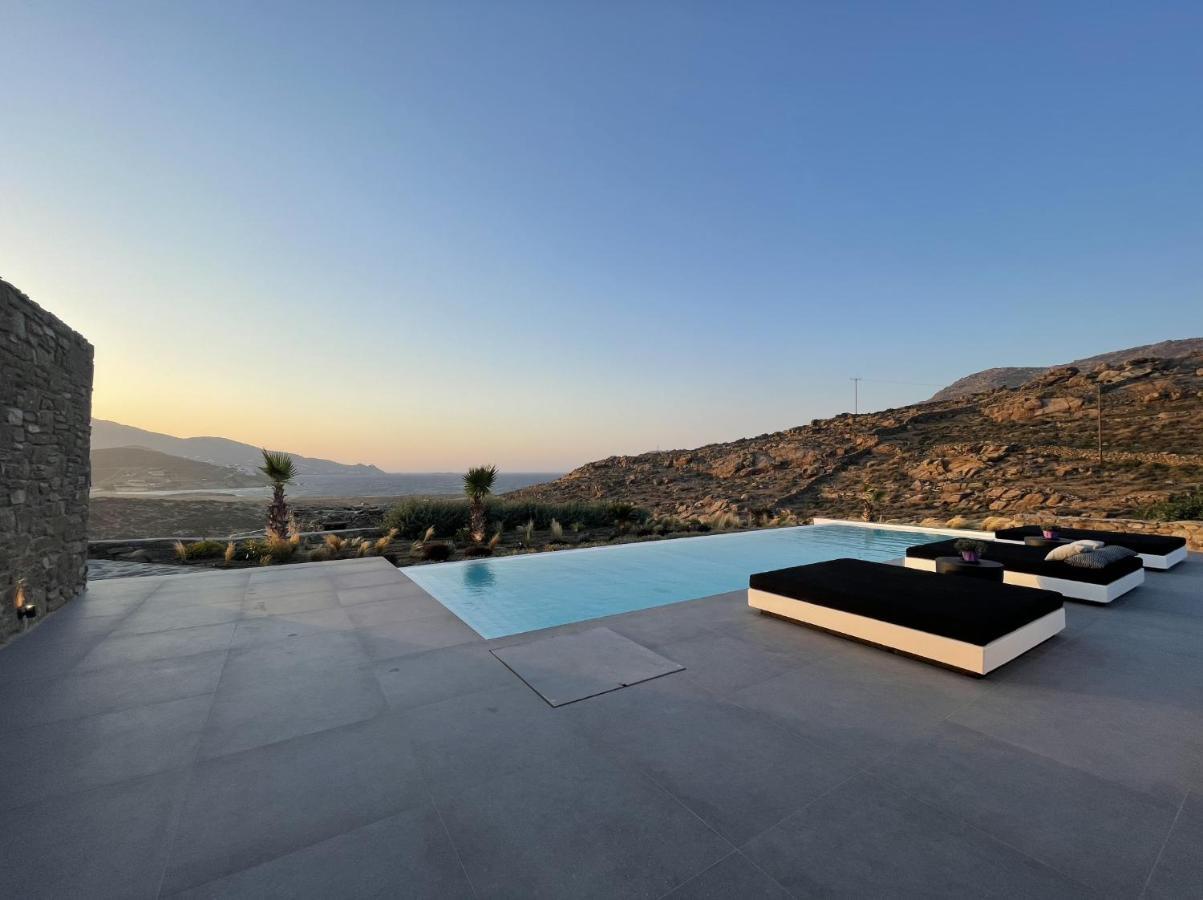 Black And White Villas Ftelia - Mykonos Mykonos Town Exterior photo